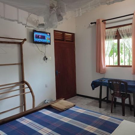 Rest Point Hotel Unawatuna Luaran gambar