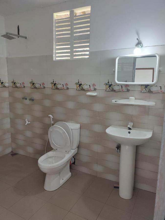 Rest Point Hotel Unawatuna Luaran gambar