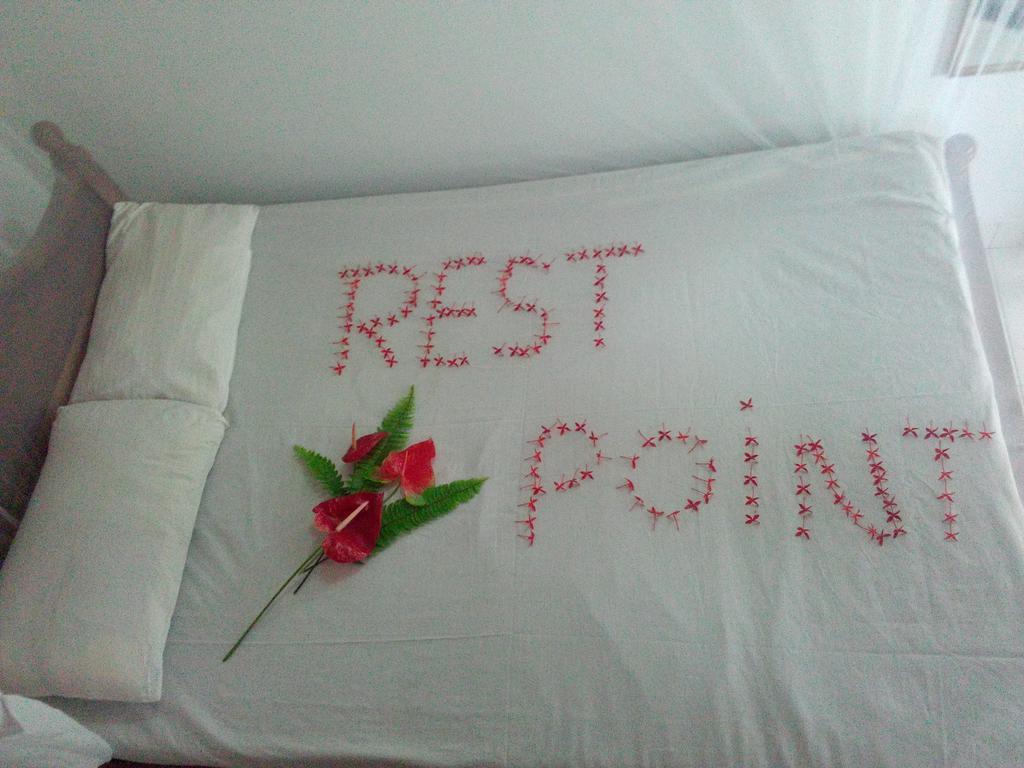 Rest Point Hotel Unawatuna Luaran gambar