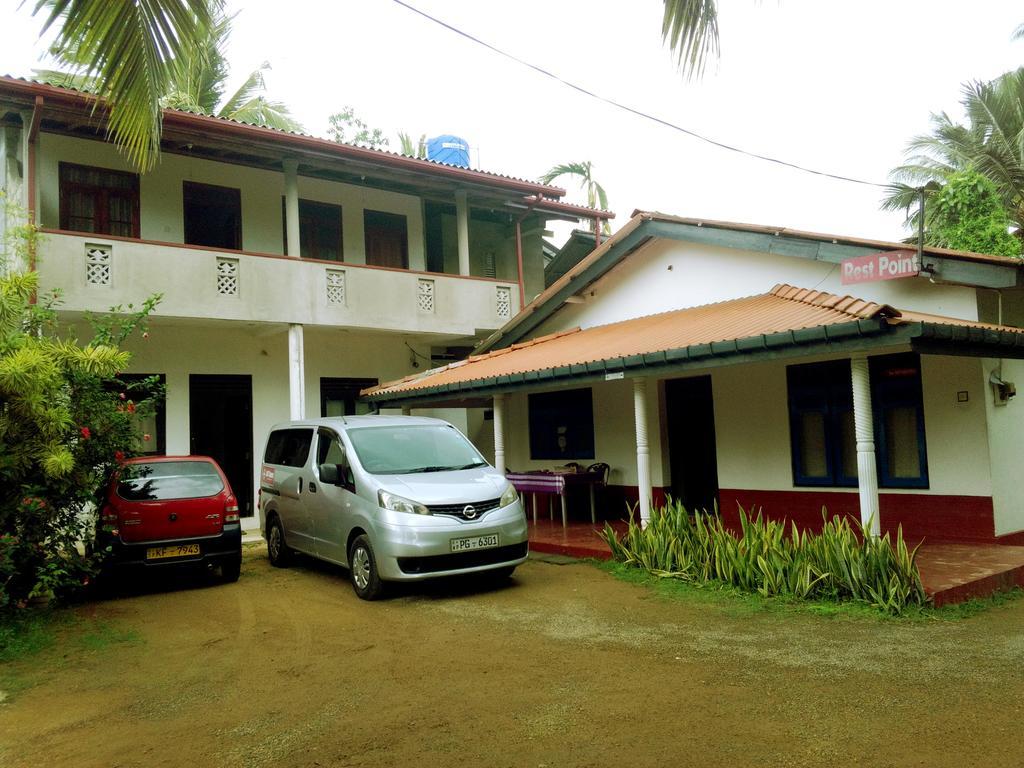 Rest Point Hotel Unawatuna Luaran gambar